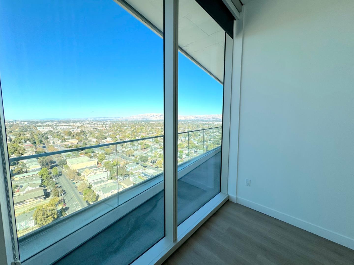 Detail Gallery Image 7 of 18 For 181 E Santa Clara St #2707,  San Jose,  CA 95113 - 2 Beds | 2 Baths