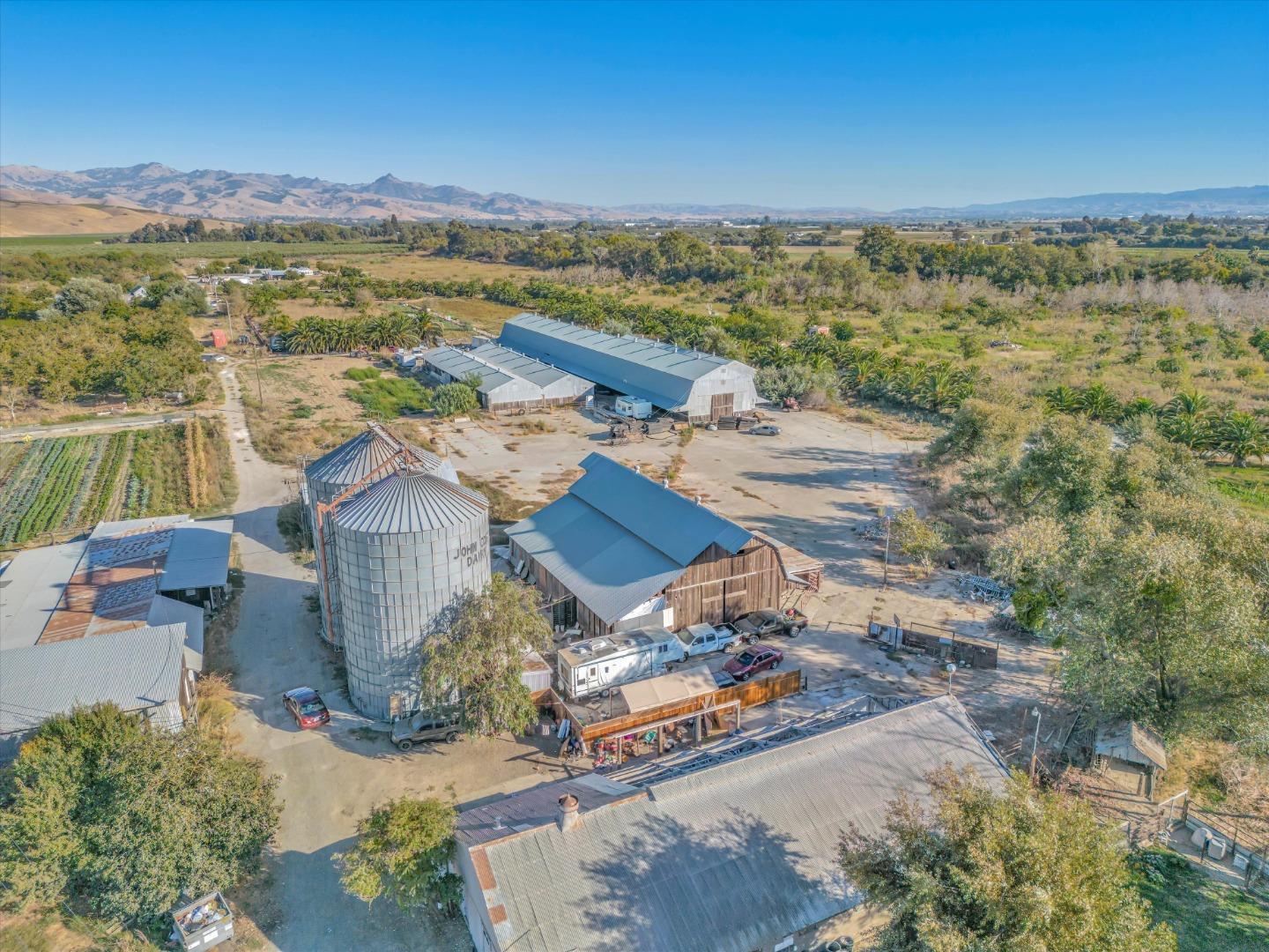 Detail Gallery Image 31 of 32 For 8231 Lovers Ln, Hollister,  CA 95023 - – Beds | – Baths