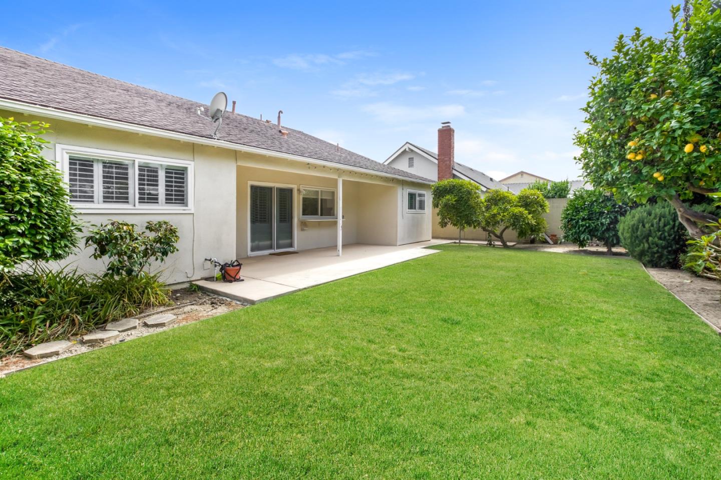 Detail Gallery Image 24 of 25 For 9621 Indian Wells Cir, Huntington Beach,  CA 92646 - 4 Beds | 3 Baths