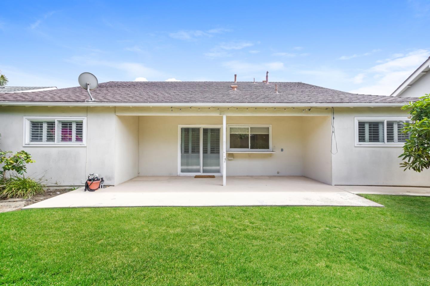 Detail Gallery Image 25 of 25 For 9621 Indian Wells Cir, Huntington Beach,  CA 92646 - 4 Beds | 3 Baths