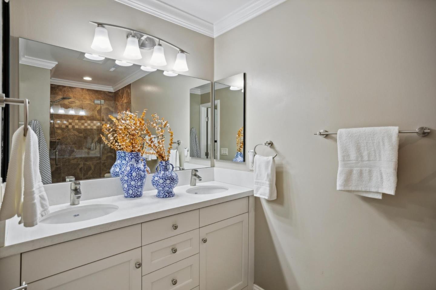 Detail Gallery Image 31 of 46 For 3850 Rio Rd #1,  Carmel,  CA 93923 - 2 Beds | 2/1 Baths