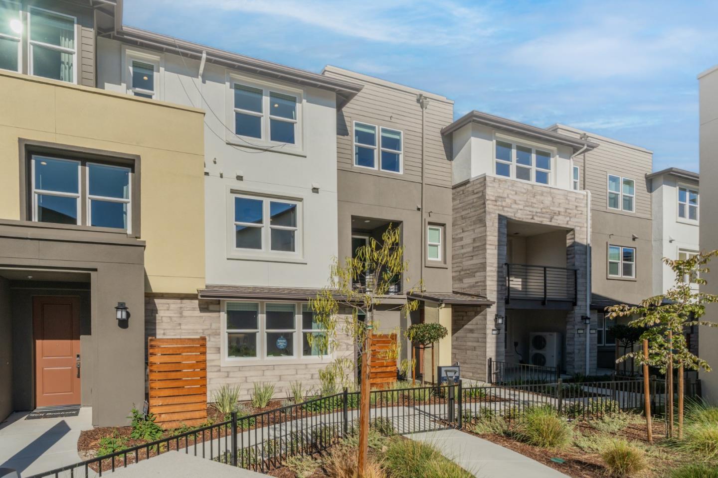 Detail Gallery Image 1 of 14 For 1026 Conley Ter, San Ramon,  CA 94583 - 2 Beds | 2/1 Baths