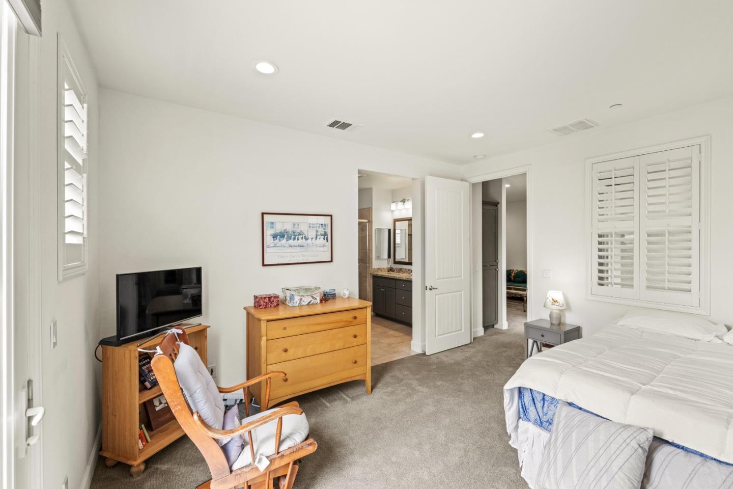 Detail Gallery Image 27 of 57 For 579 Rosa Monte Way, Marina,  CA 93933 - 3 Beds | 2/1 Baths