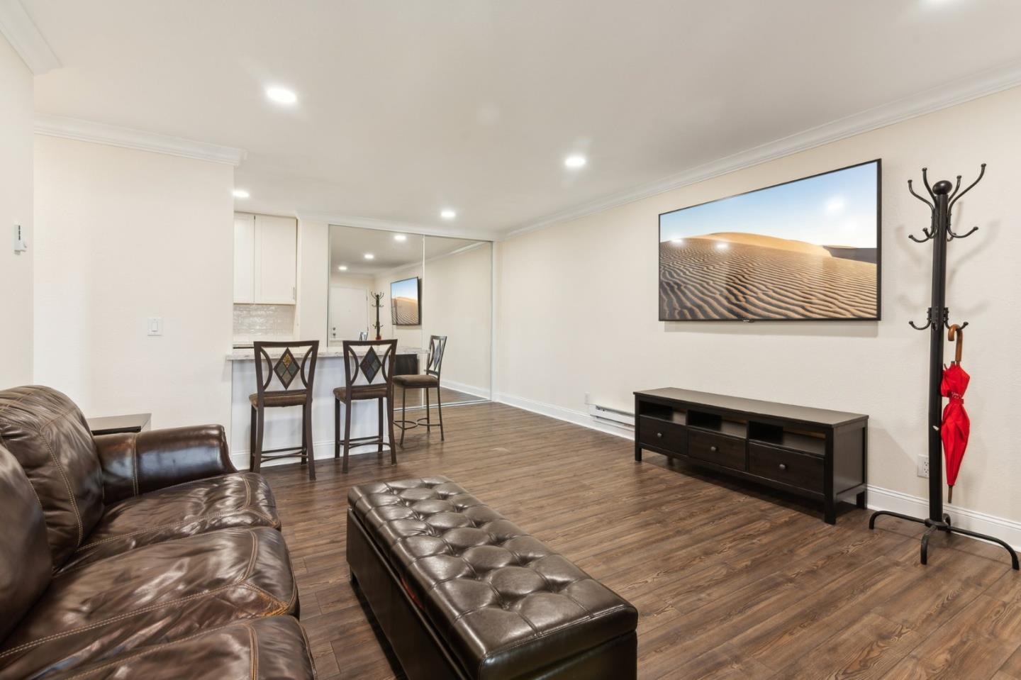 Detail Gallery Image 13 of 45 For 1126 Cherry Ave #2,  San Bruno,  CA 94066 - 1 Beds | 1 Baths