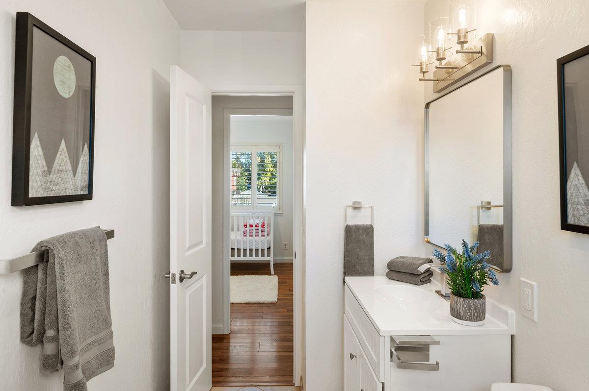 Detail Gallery Image 34 of 74 For 532 Tyrella Ave #47,  Mountain View,  CA 94043 - 3 Beds | 1/1 Baths