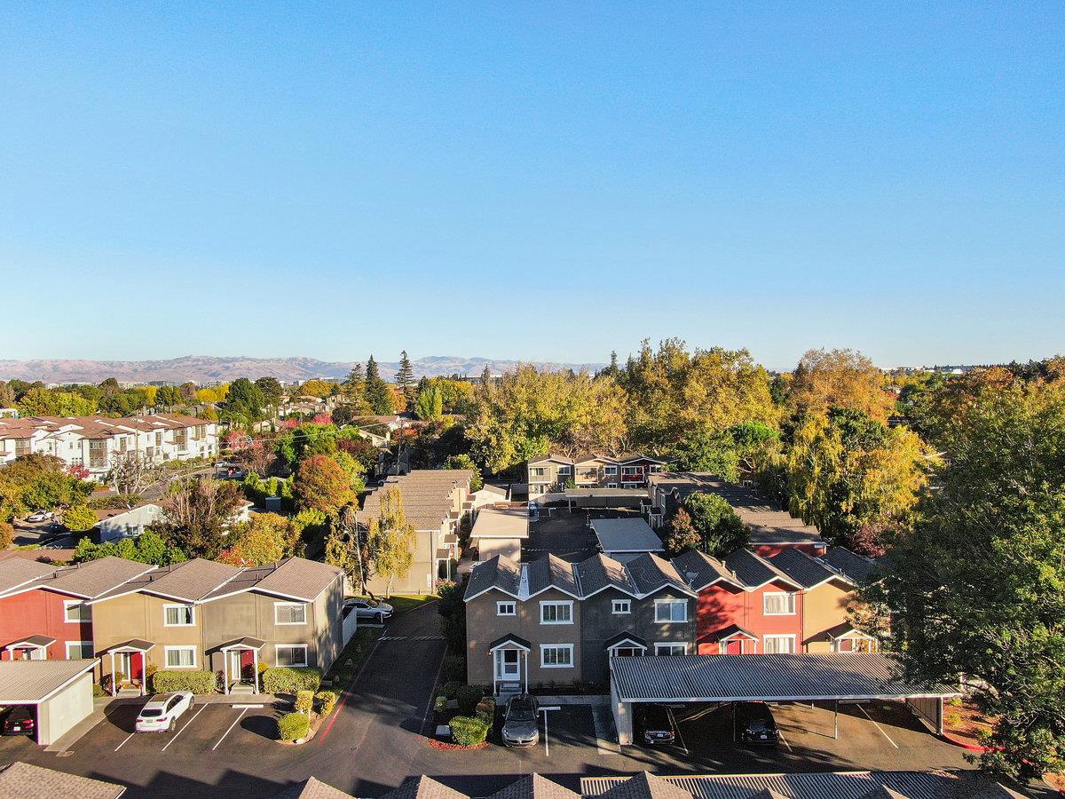 Detail Gallery Image 52 of 74 For 532 Tyrella Ave #47,  Mountain View,  CA 94043 - 3 Beds | 1/1 Baths