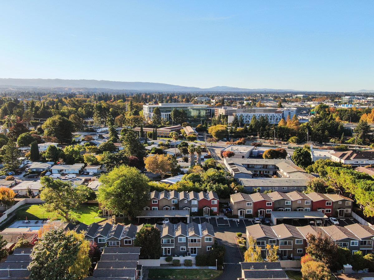 Detail Gallery Image 53 of 74 For 532 Tyrella Ave #47,  Mountain View,  CA 94043 - 3 Beds | 1/1 Baths