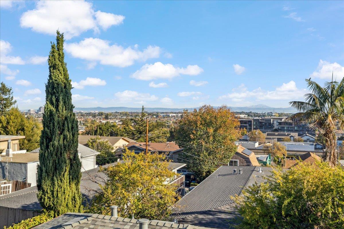 Detail Gallery Image 17 of 25 For 839 Laurel Ave, Belmont,  CA 94002 - 2 Beds | 1 Baths