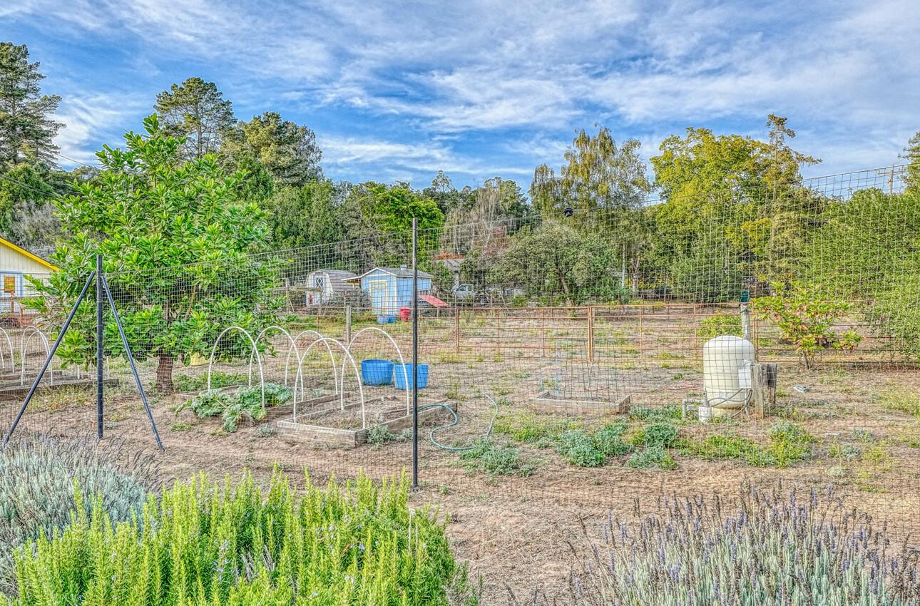 Detail Gallery Image 31 of 33 For 6998 Valle Pacifico Rd, Salinas,  CA 93907 - 2 Beds | 1 Baths