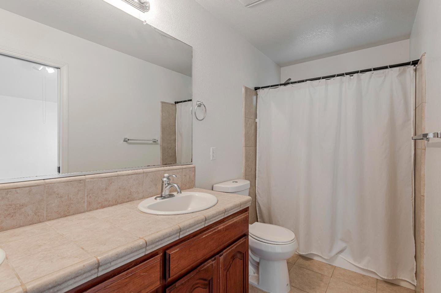 Detail Gallery Image 29 of 40 For 6540 Fairview Rd, Hollister,  CA 95023 - 3 Beds | 2 Baths