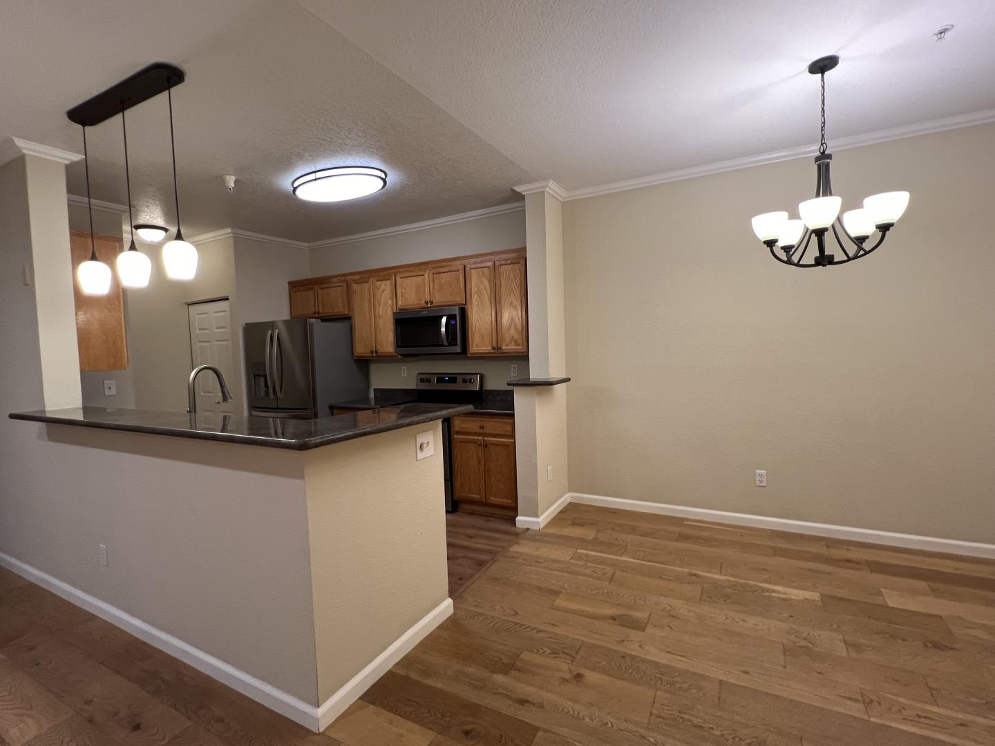 Detail Gallery Image 12 of 30 For 250 Santa Fe Ter #226,  Sunnyvale,  CA 94085 - 2 Beds | 2 Baths