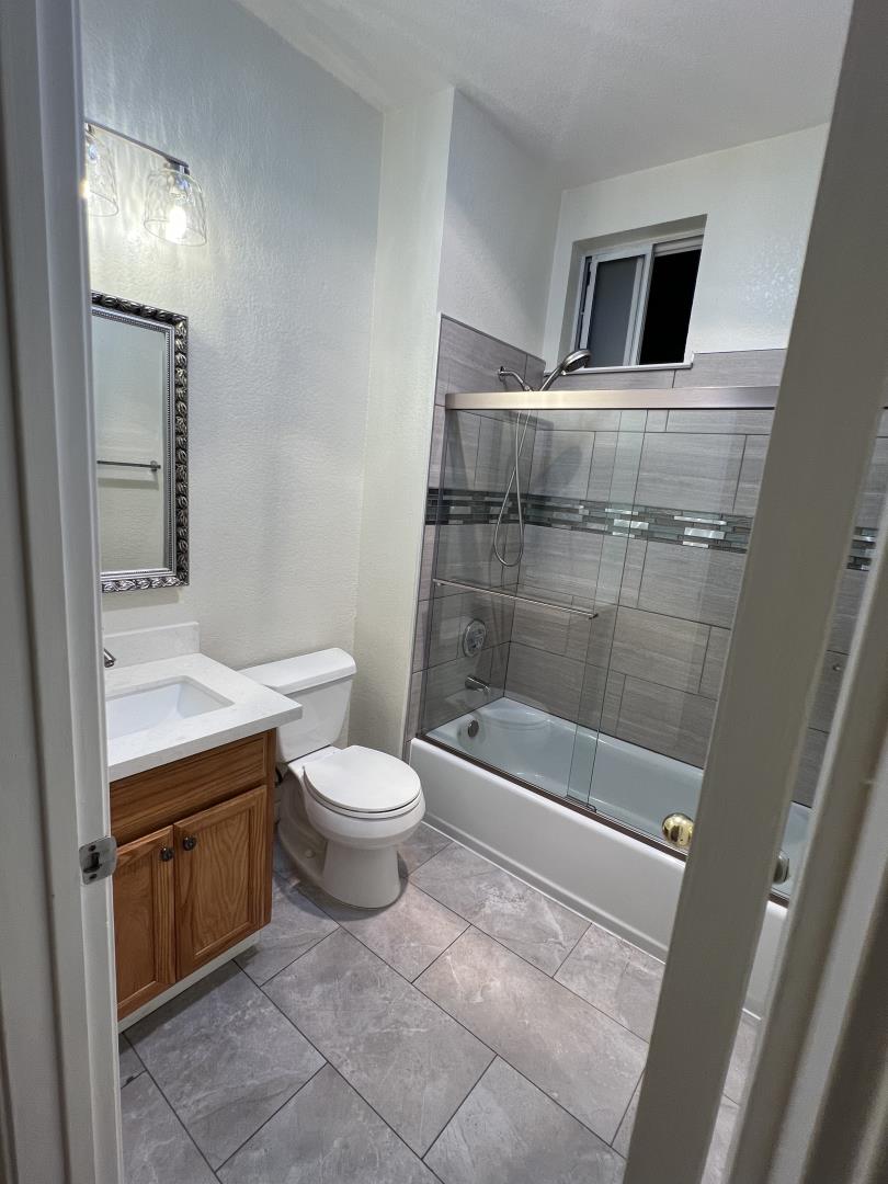 Detail Gallery Image 14 of 30 For 250 Santa Fe Ter #226,  Sunnyvale,  CA 94085 - 2 Beds | 2 Baths