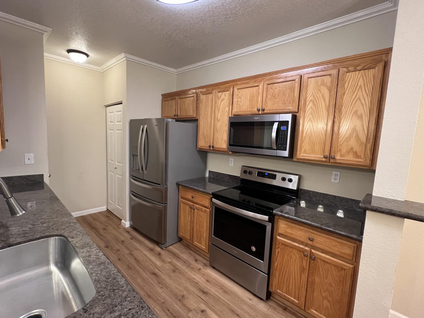 Detail Gallery Image 8 of 30 For 250 Santa Fe Ter #226,  Sunnyvale,  CA 94085 - 2 Beds | 2 Baths