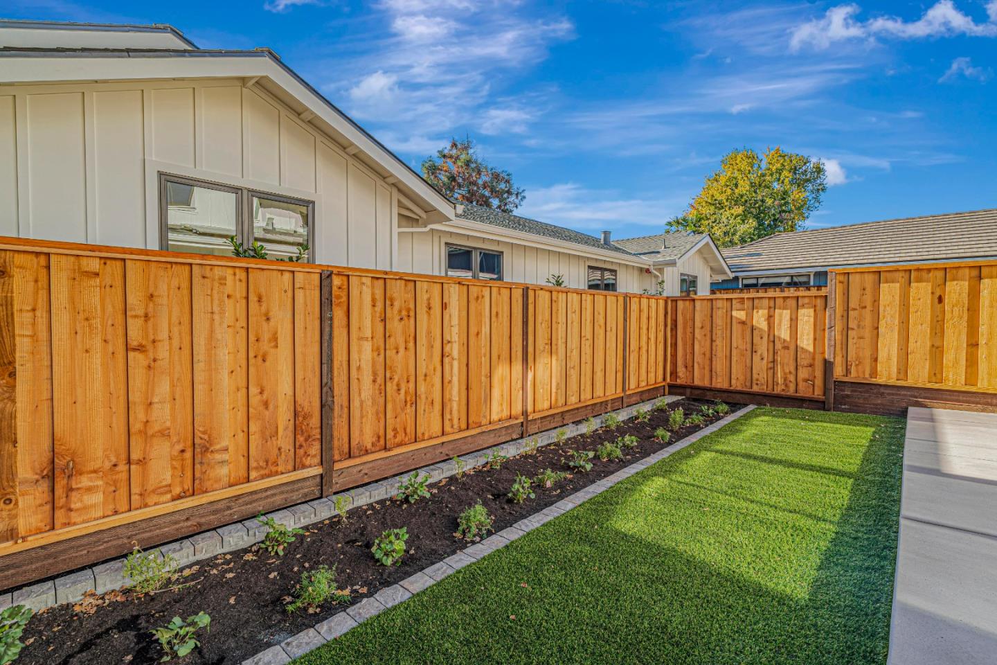 Detail Gallery Image 39 of 47 For 1460 Kentfield Ave, Redwood City,  CA 94061 - 4 Beds | 3/1 Baths