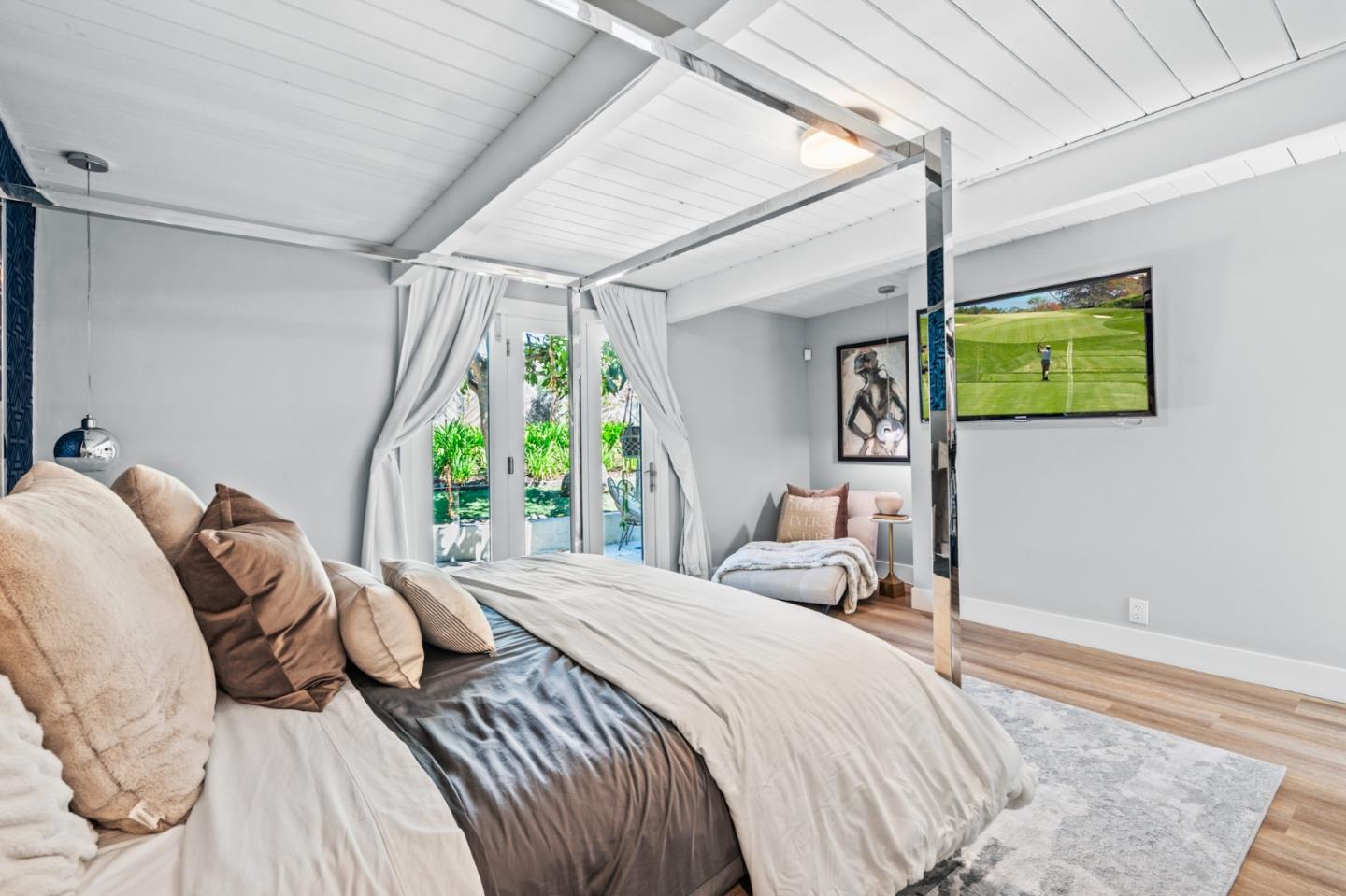 Detail Gallery Image 28 of 93 For 3433 Kenneth Dr, Palo Alto,  CA 94303 - 6 Beds | 4 Baths