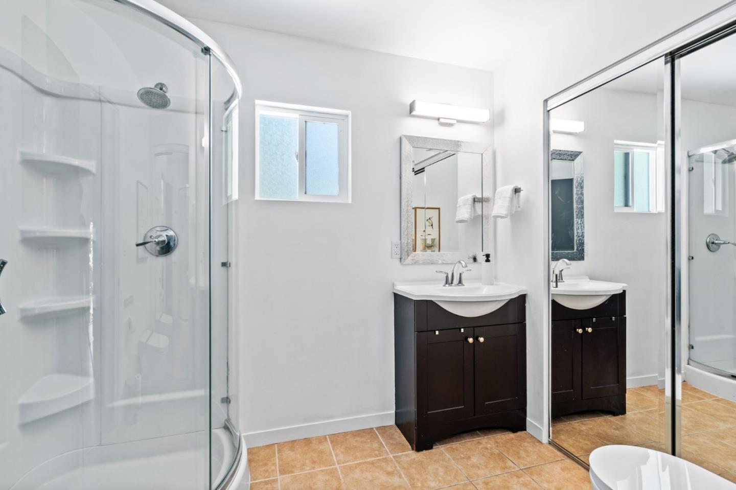 Detail Gallery Image 48 of 93 For 3433 Kenneth Dr, Palo Alto,  CA 94303 - 6 Beds | 4 Baths