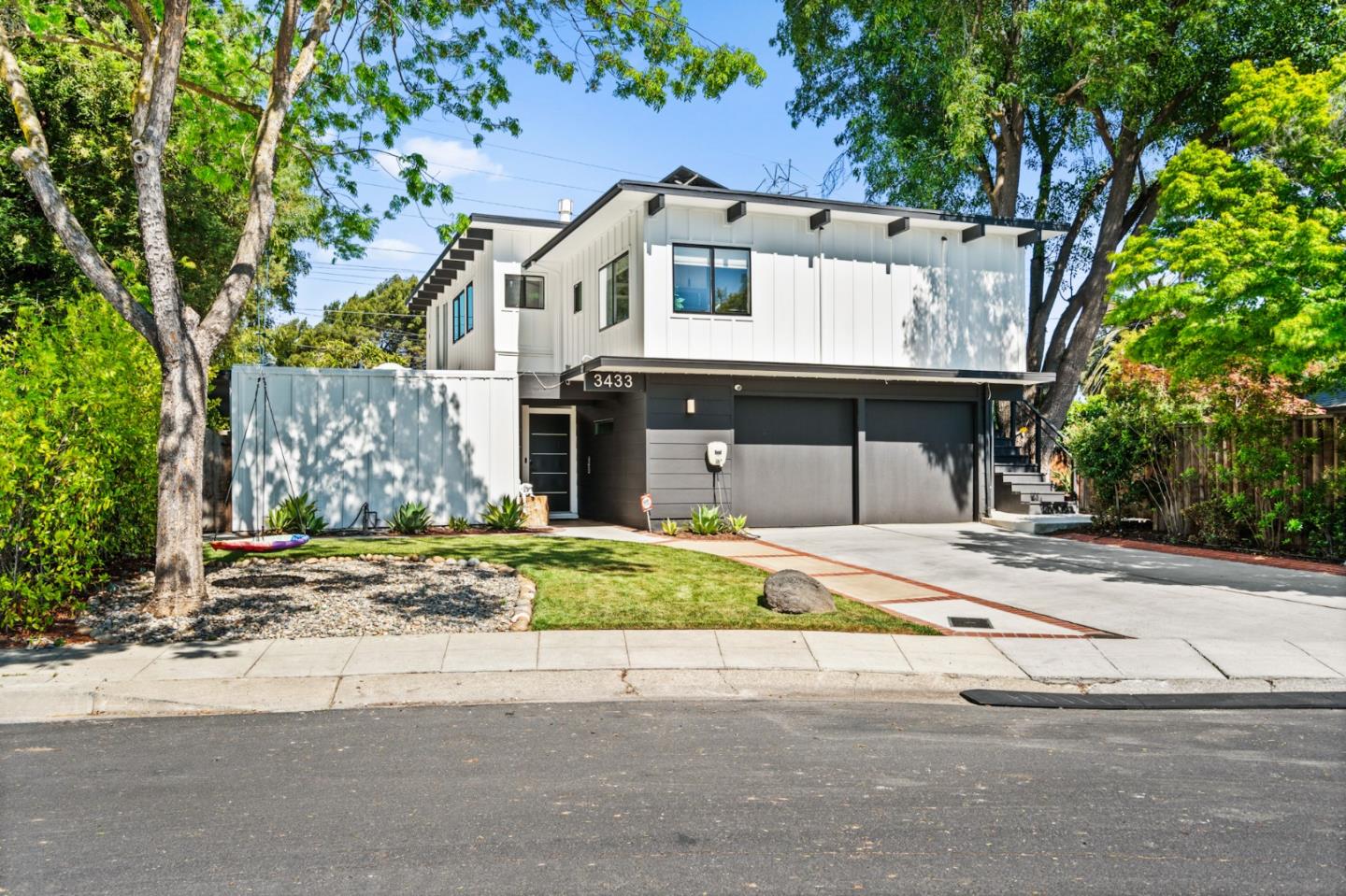Detail Gallery Image 72 of 93 For 3433 Kenneth Dr, Palo Alto,  CA 94303 - 6 Beds | 4 Baths