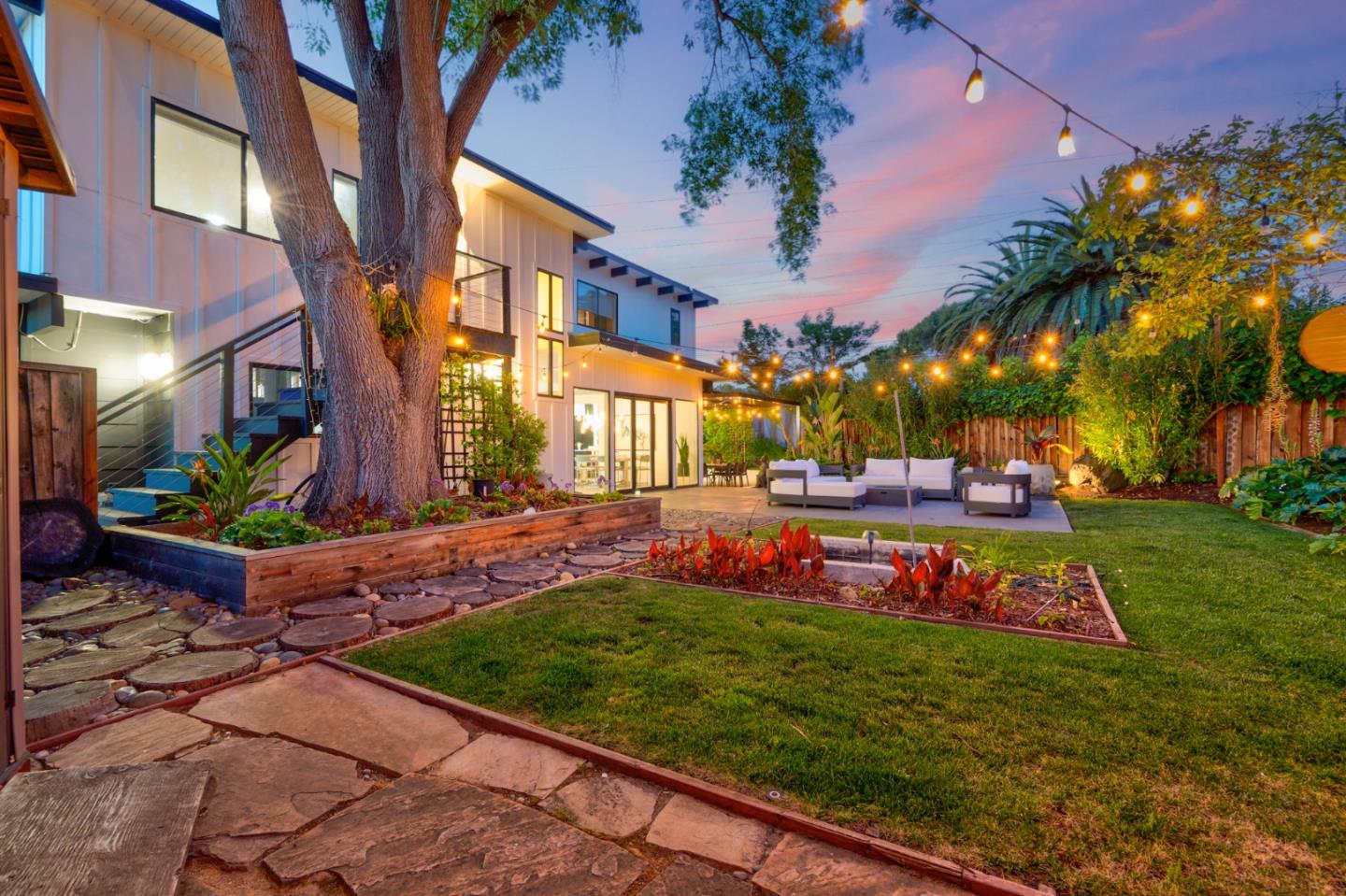 Detail Gallery Image 74 of 93 For 3433 Kenneth Dr, Palo Alto,  CA 94303 - 6 Beds | 4 Baths