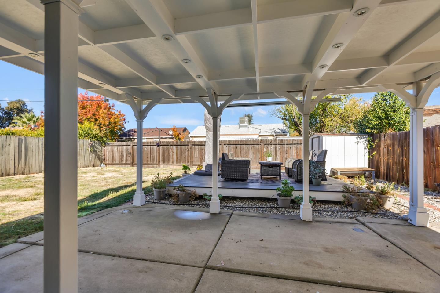 Detail Gallery Image 34 of 47 For 1409 Stoddard St, Sacramento,  CA 95822 - 2 Beds | 1 Baths