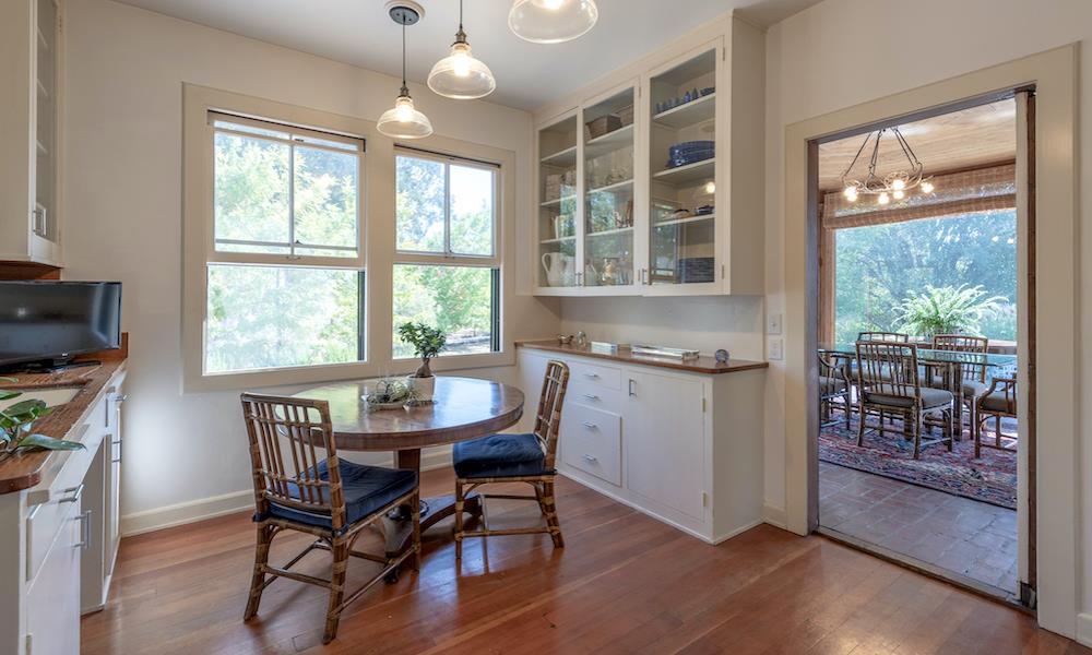 Detail Gallery Image 6 of 7 For 329-a Albion Ave, Woodside,  CA 94062 - 6 Beds | 5 Baths