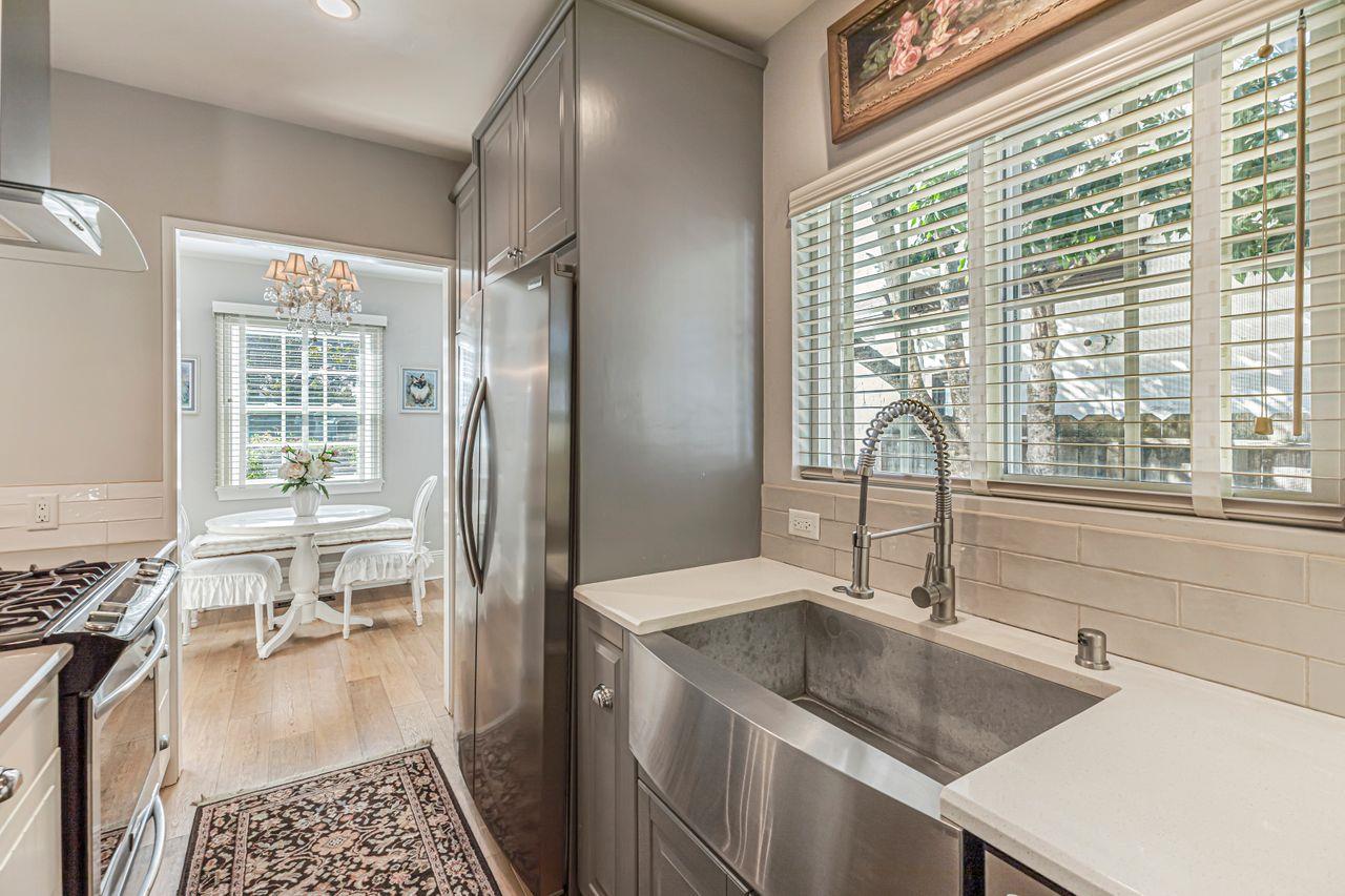 Detail Gallery Image 14 of 30 For 221 Oak St, Salinas,  CA 93901 - 5 Beds | 2/1 Baths