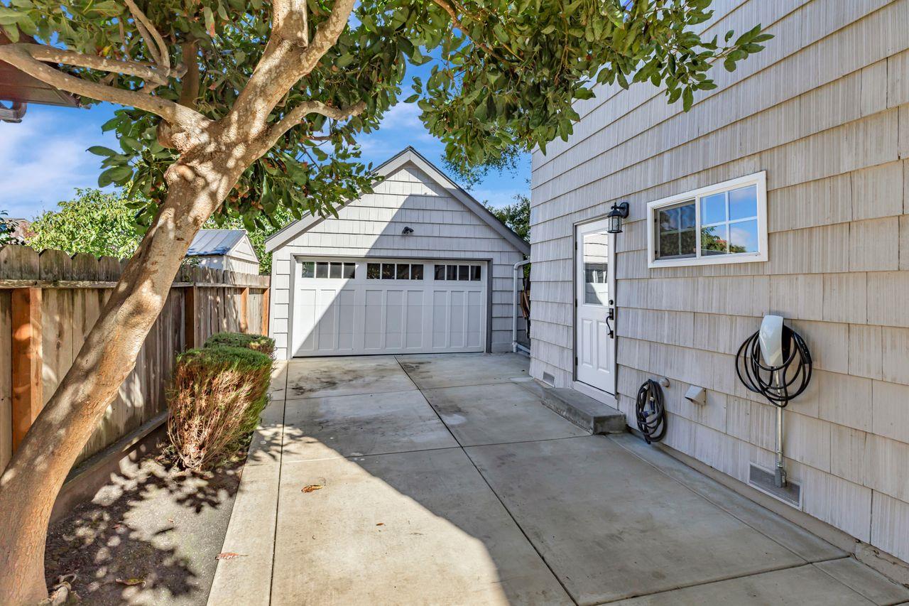 Detail Gallery Image 30 of 30 For 221 Oak St, Salinas,  CA 93901 - 5 Beds | 2/1 Baths