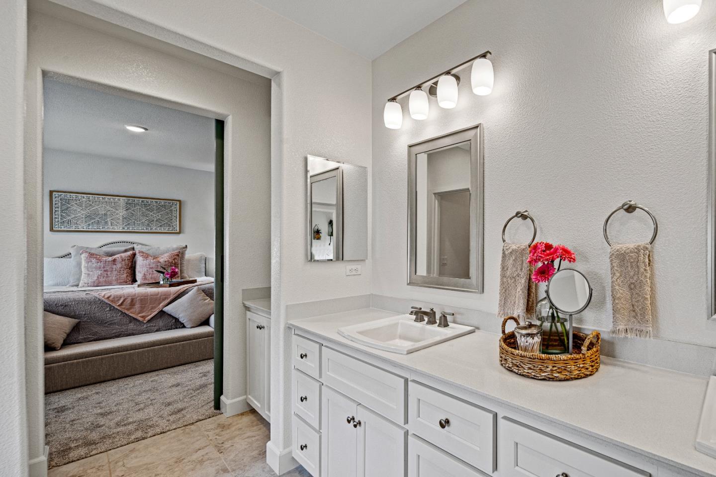 Detail Gallery Image 22 of 35 For 2759 Moonshell Ln, Marina,  CA 93933 - 4 Beds | 2/1 Baths