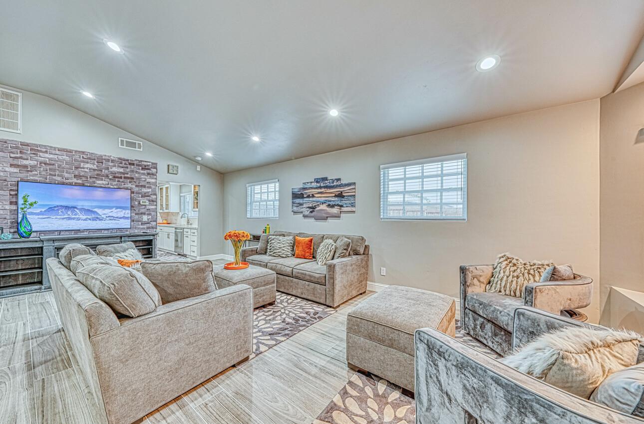 7550 Sandholdt Road, Moss Landing, CA, 95039