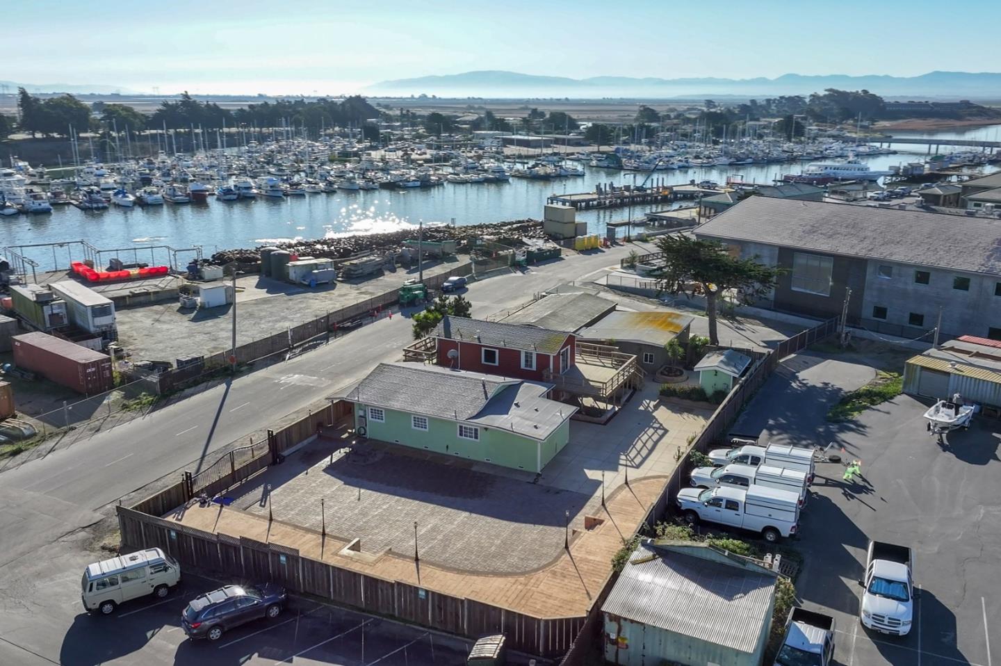 7550 Sandholdt Road, Moss Landing, California 95039, ,Residential Income,For Sale,7550 Sandholdt Road,ML81986042