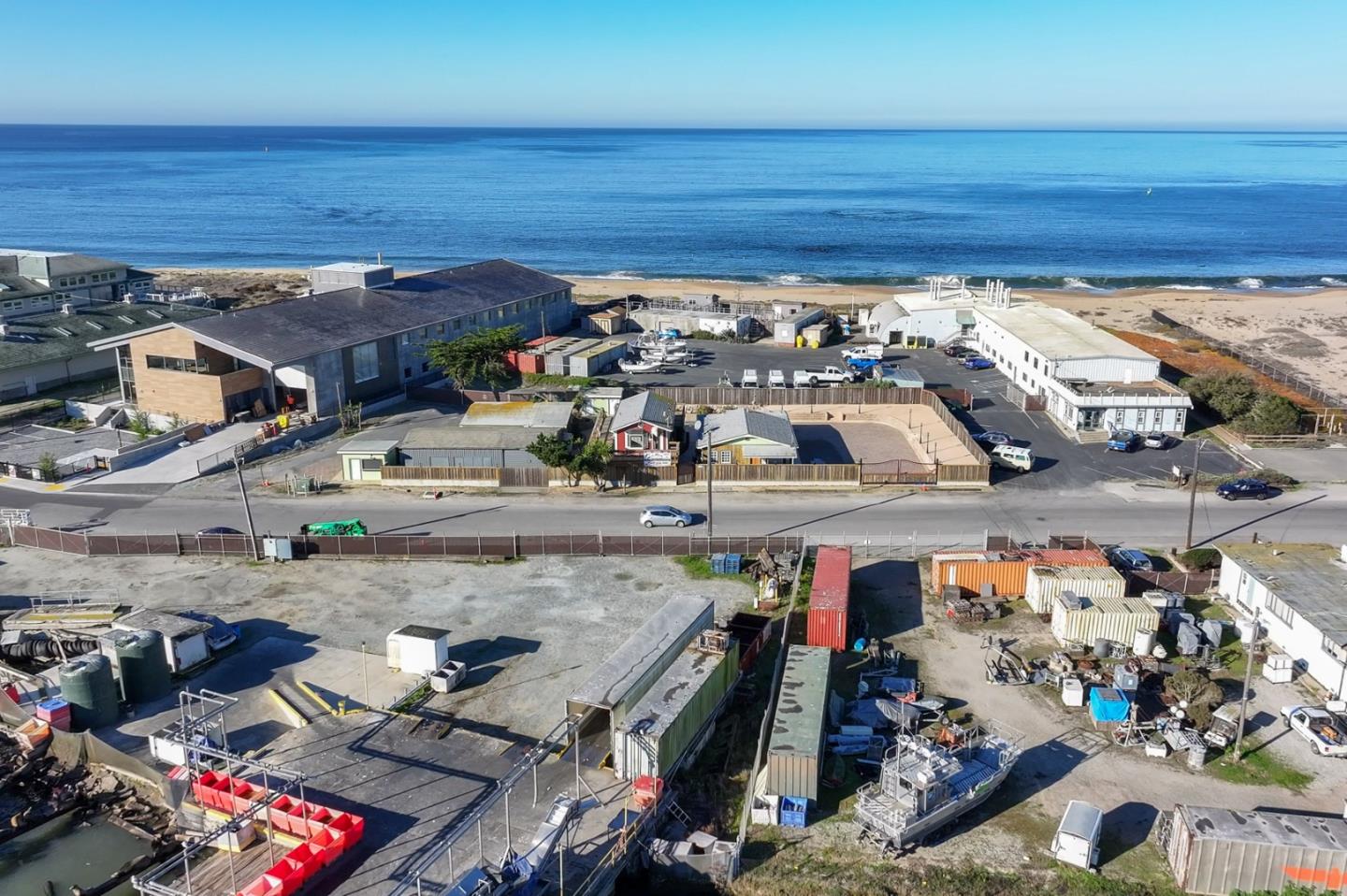 7550 Sandholdt Road, Moss Landing, California 95039, ,Residential Income,For Sale,7550 Sandholdt Road,ML81986042