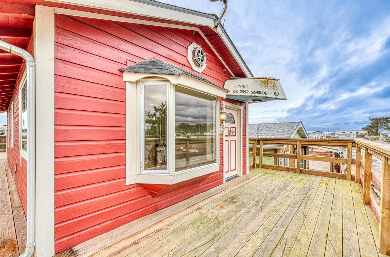 7550 Sandholdt Road, Moss Landing, California 95039, ,Residential Income,For Sale,7550 Sandholdt Road,ML81986042