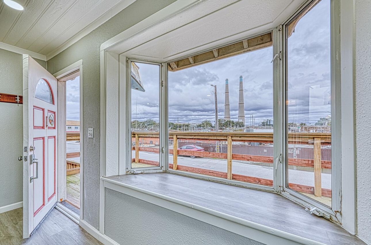 7550 Sandholdt Road, Moss Landing, California 95039, ,Residential Income,For Sale,7550 Sandholdt Road,ML81986042