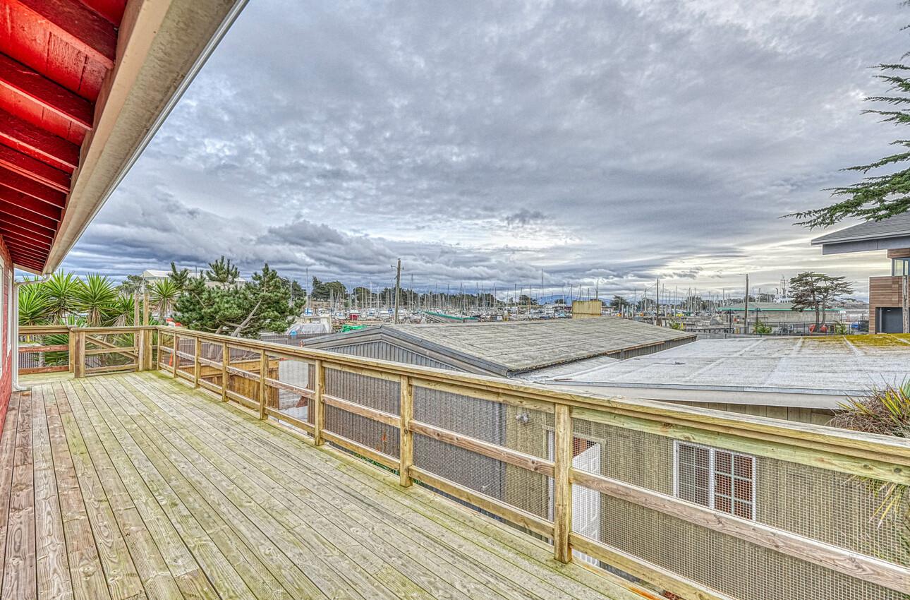 7550 Sandholdt Road, Moss Landing, California 95039, ,Residential Income,For Sale,7550 Sandholdt Road,ML81986042