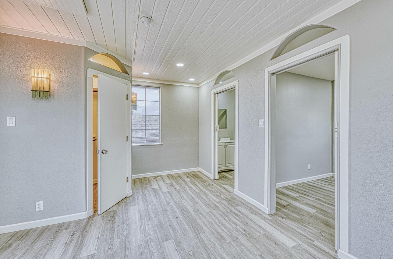 7550 Sandholdt Road, Moss Landing, California 95039, ,Residential Income,For Sale,7550 Sandholdt Road,ML81986042
