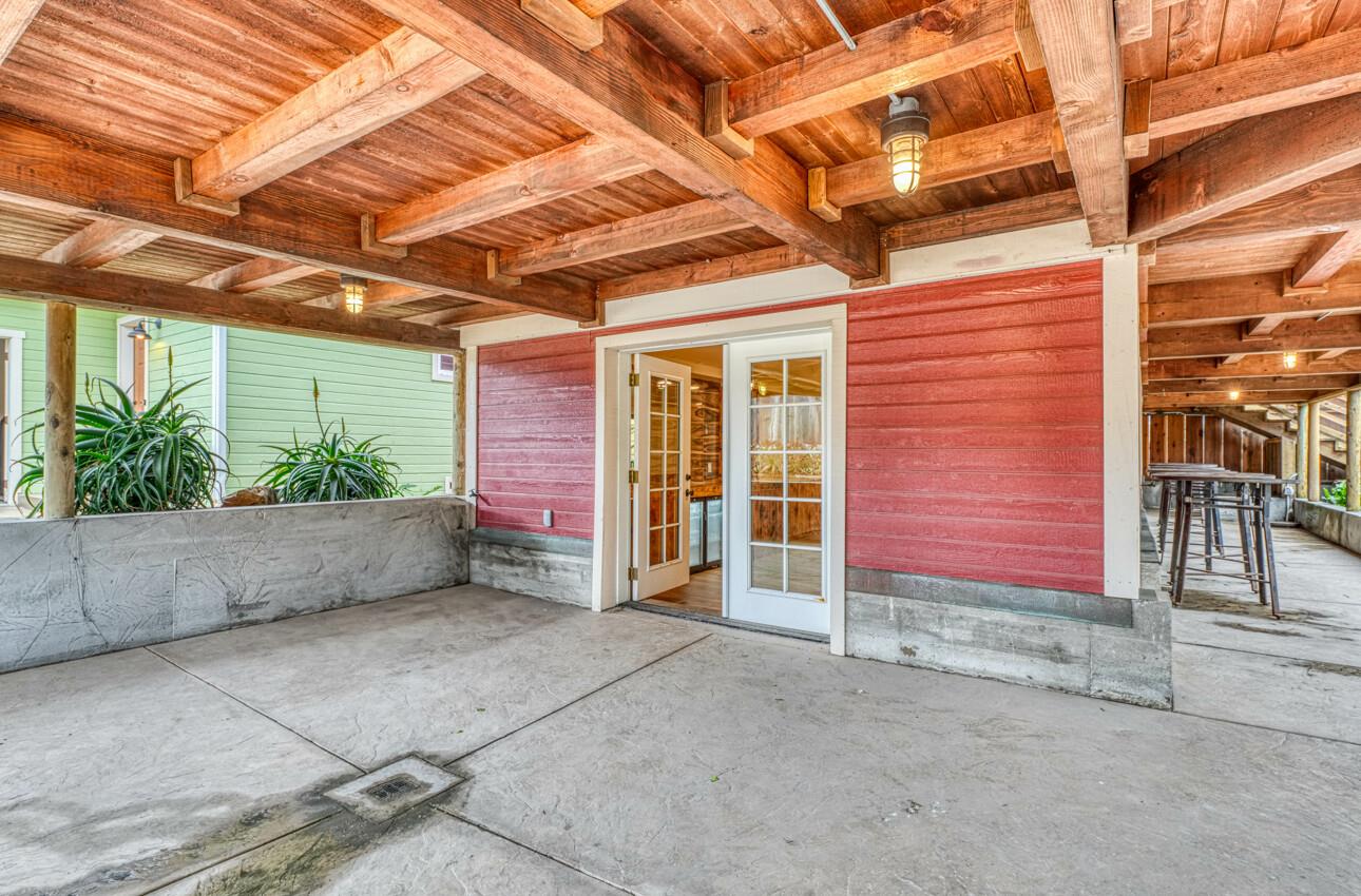 7550 Sandholdt Road, Moss Landing, California 95039, ,Residential Income,For Sale,7550 Sandholdt Road,ML81986042