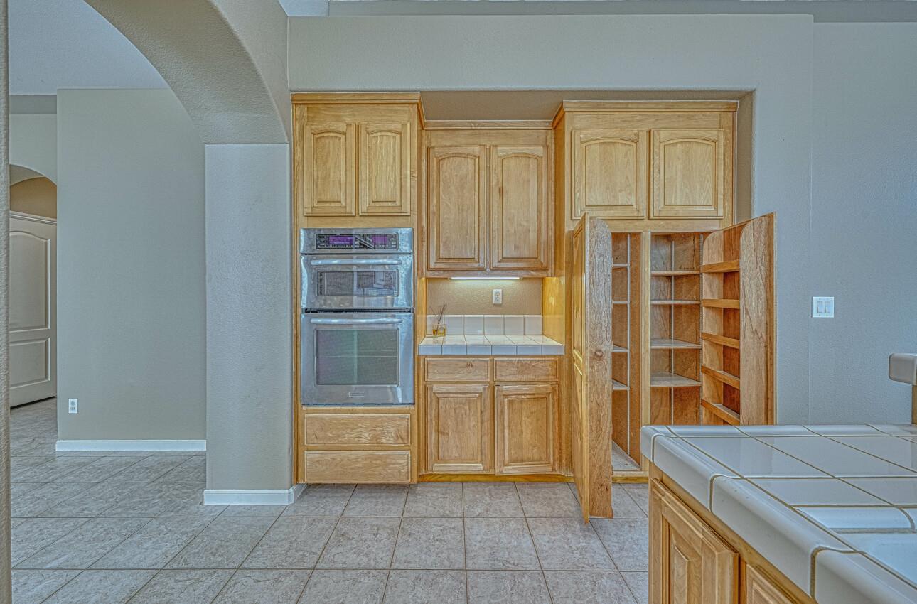 Detail Gallery Image 13 of 38 For 18423 Wildrose Ct, Salinas,  CA 93908 - 3 Beds | 2 Baths