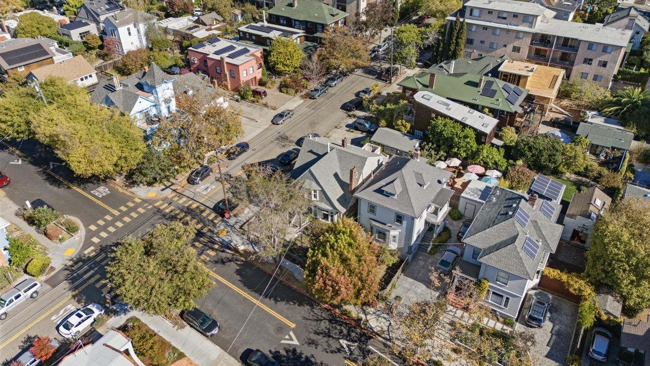 Detail Gallery Image 20 of 22 For 1729 Milvia St, Berkeley,  CA 94709 - 3 Beds | 2 Baths