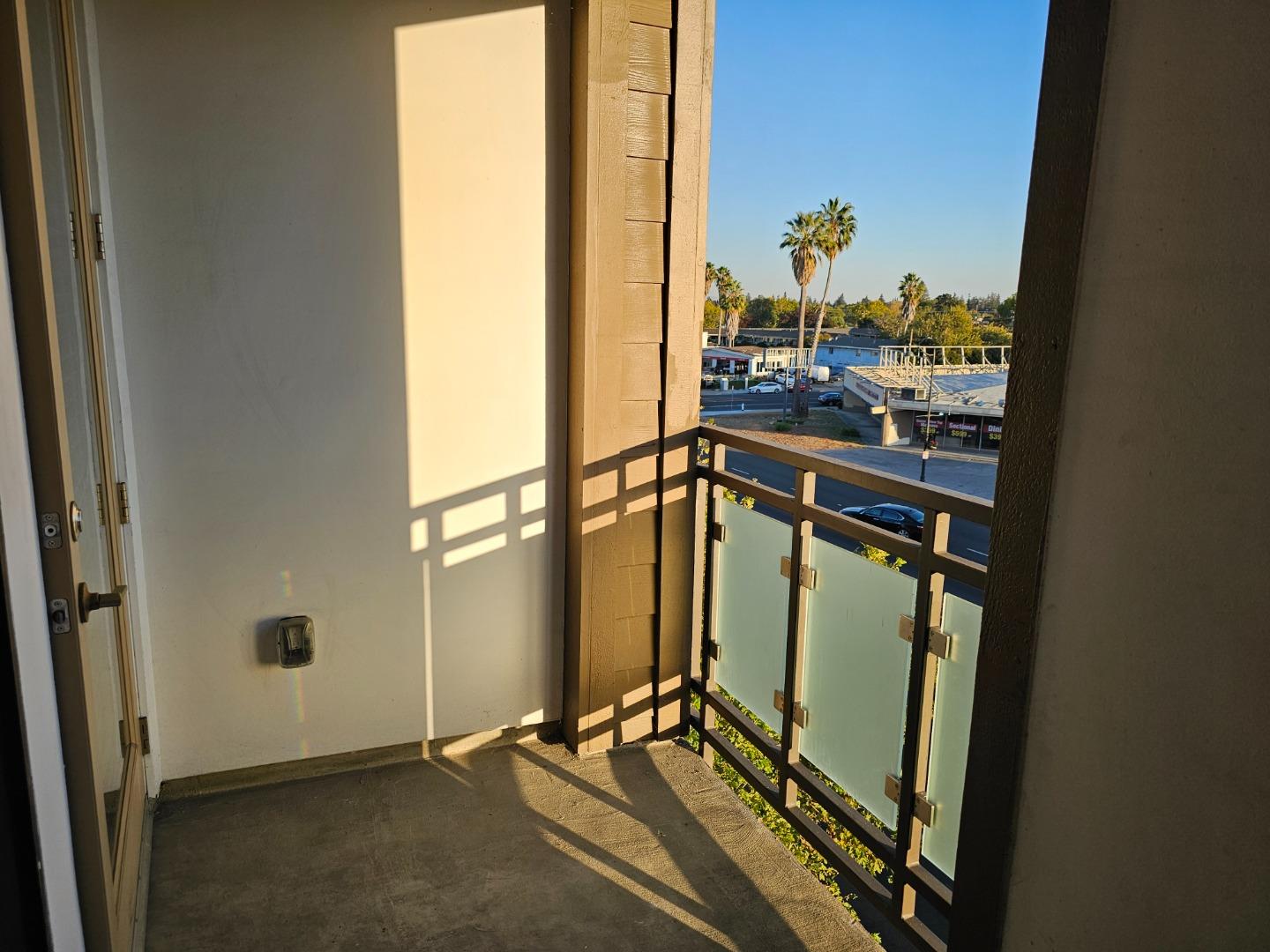 Detail Gallery Image 31 of 67 For 2585 El Camino Real #401,  Santa Clara,  CA 95051 - 1 Beds | 1 Baths