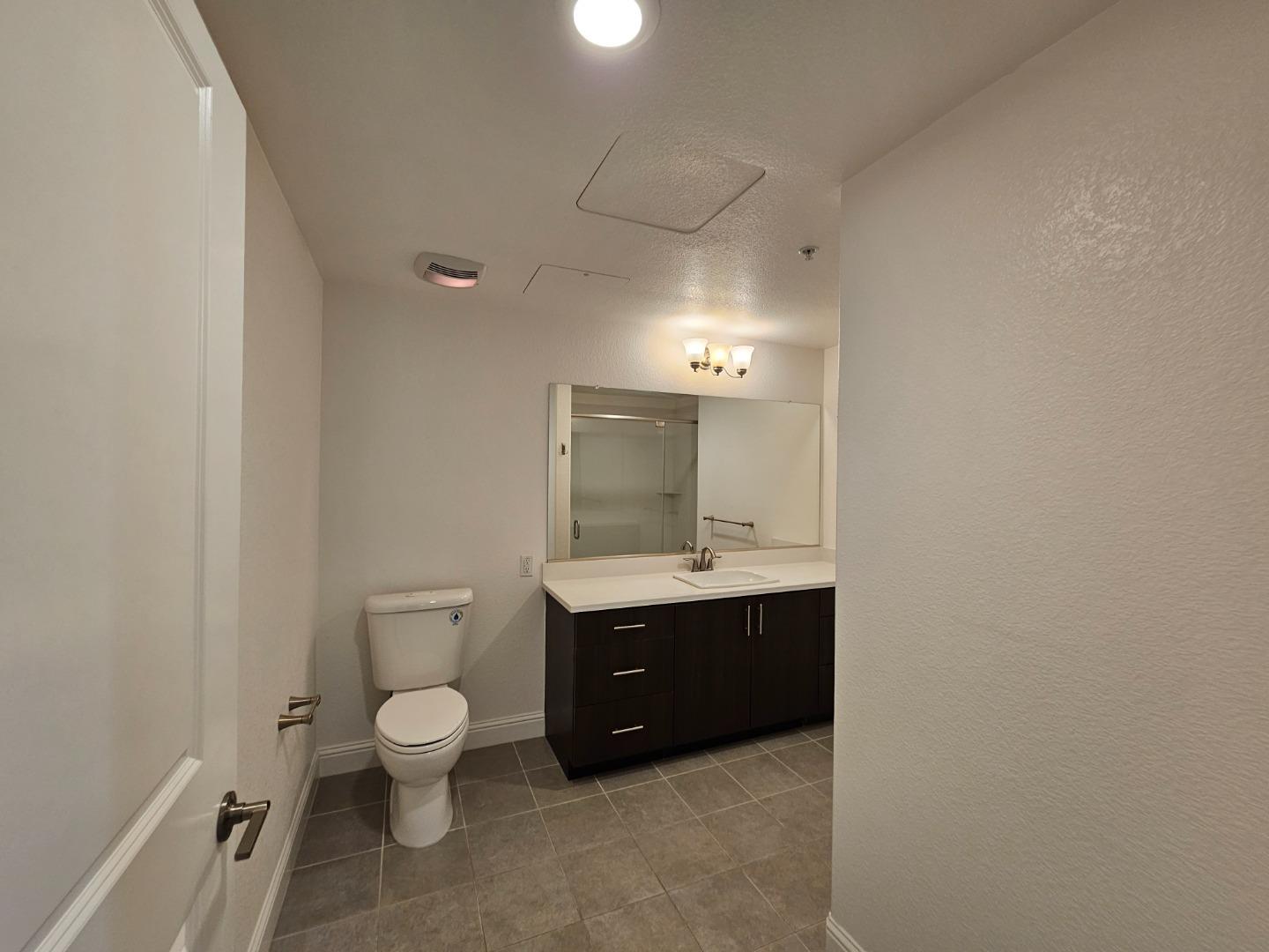 Detail Gallery Image 39 of 67 For 2585 El Camino Real #401,  Santa Clara,  CA 95051 - 1 Beds | 1 Baths