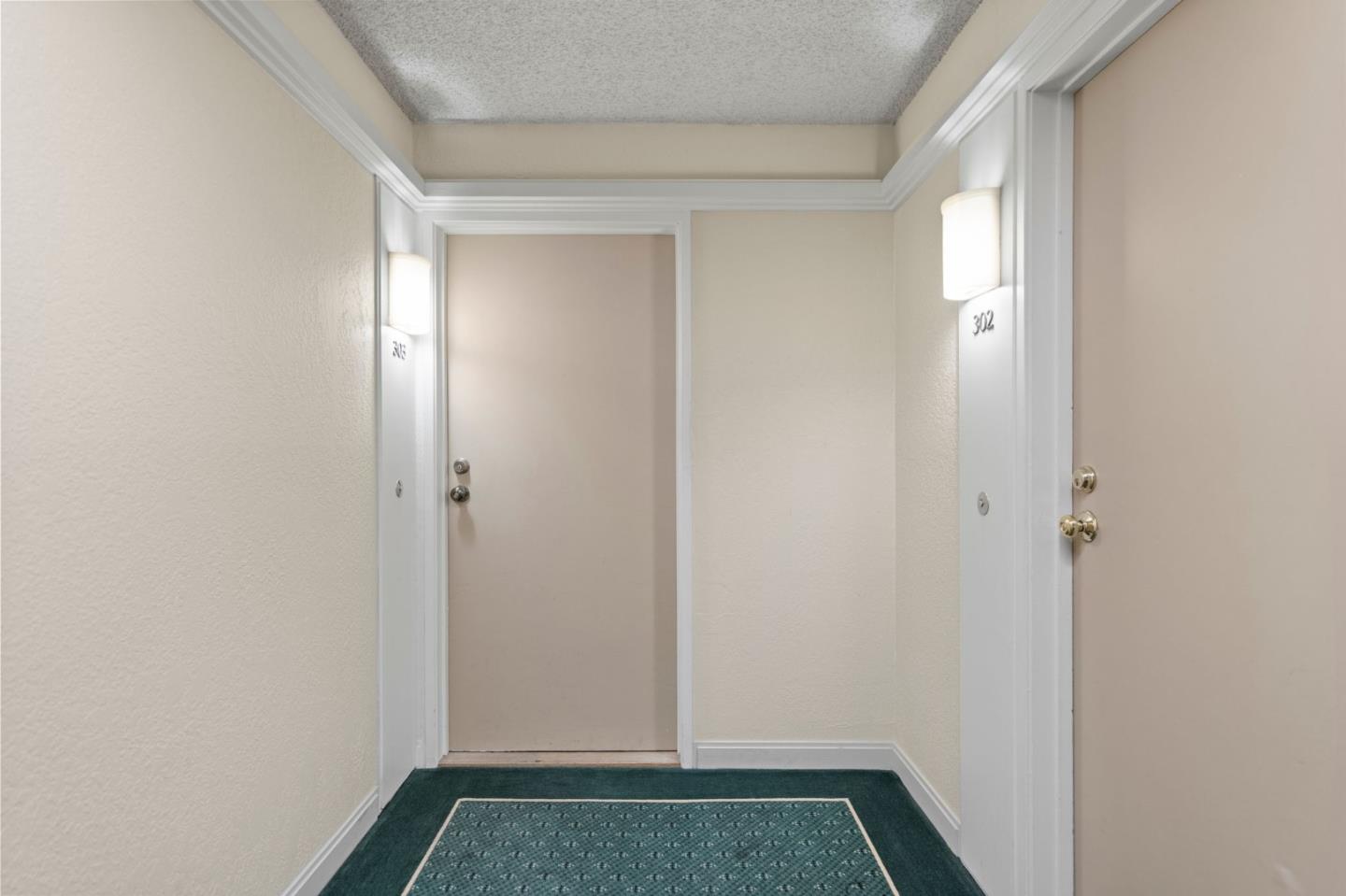 Detail Gallery Image 3 of 46 For 833 N Humboldt St #303,  San Mateo,  CA 94401 - 1 Beds | 1 Baths