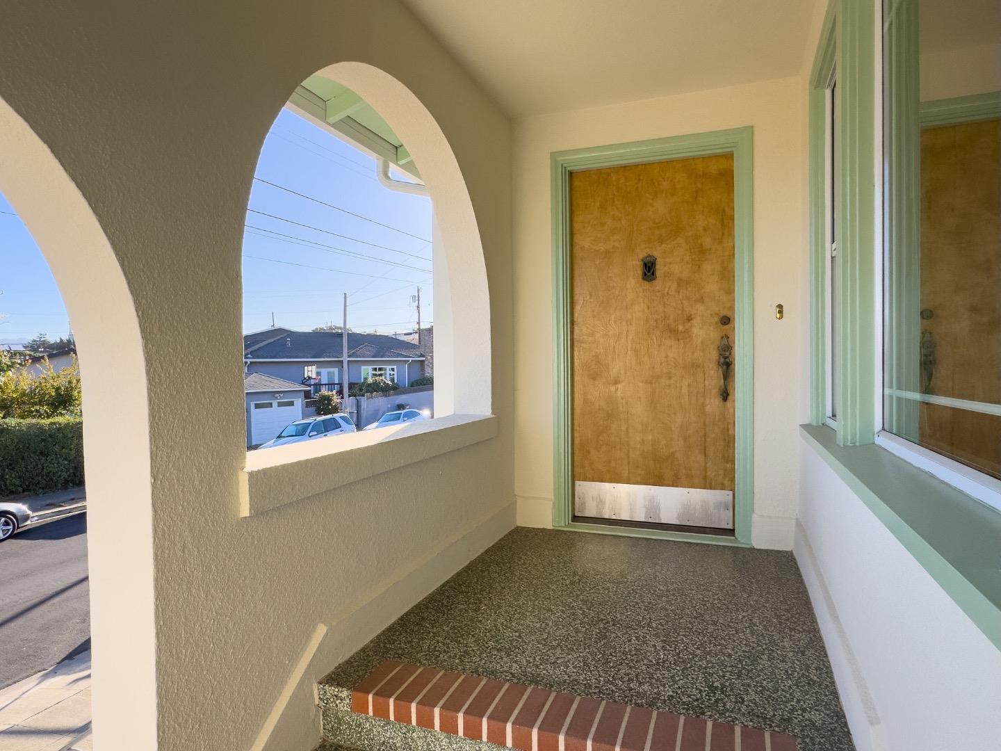 Detail Gallery Image 9 of 60 For 621 Walnut Ave, South San Francisco,  CA 94080 - 2 Beds | 1 Baths