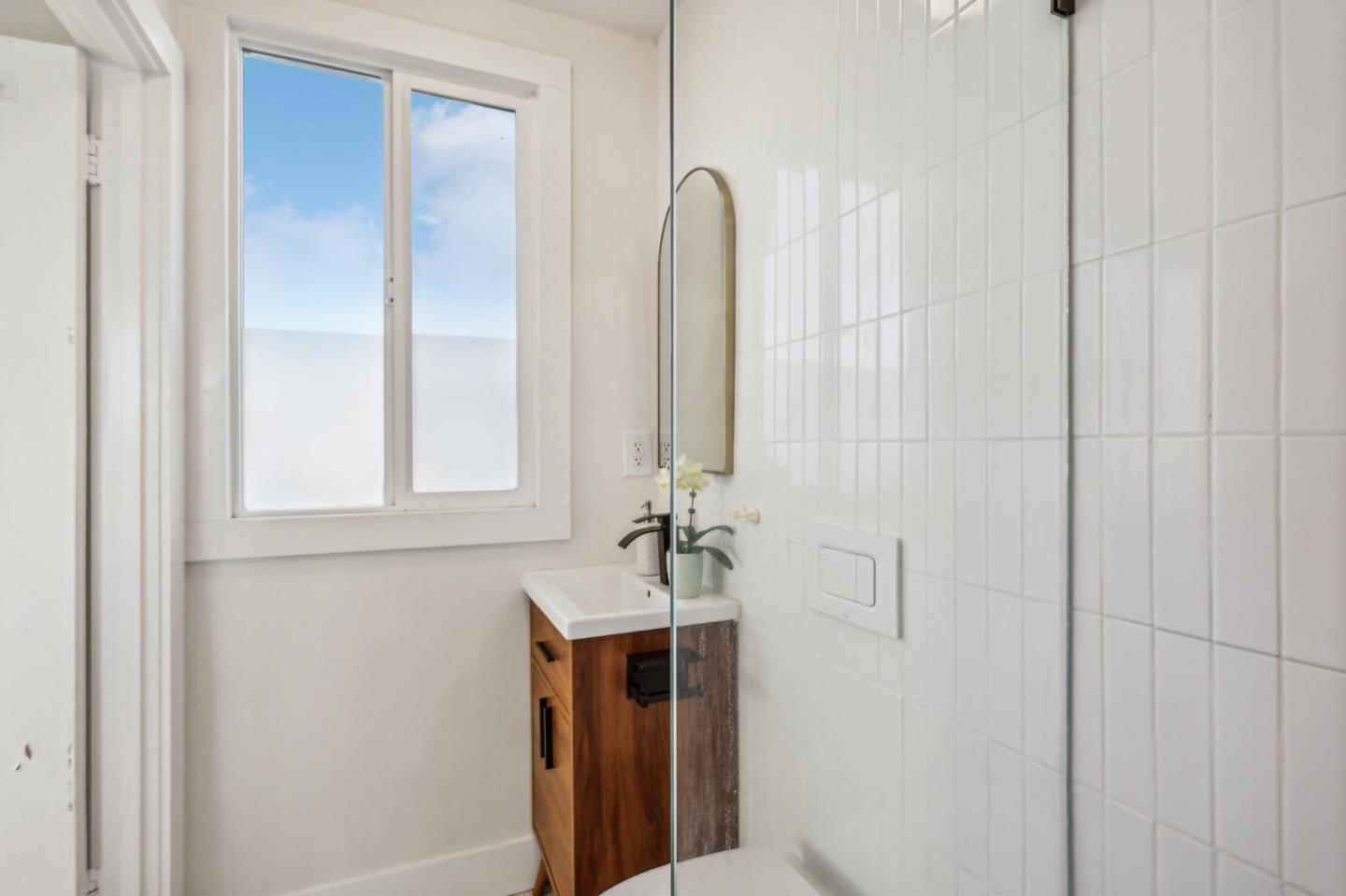 Detail Gallery Image 34 of 58 For 2475 47th Ave, San Francisco,  CA 94116 - 3 Beds | 2 Baths