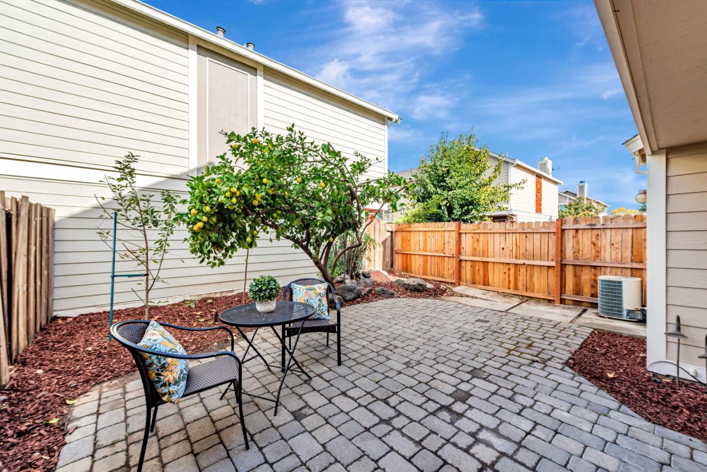 Detail Gallery Image 20 of 23 For 195 Banana Grove Ln, San Jose,  CA 95123 - 2 Beds | 2/1 Baths