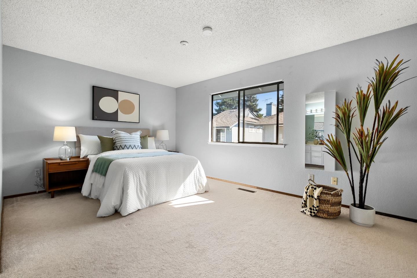 Detail Gallery Image 18 of 43 For 36841 Newark Blvd #B,  Newark,  CA 94560 - 3 Beds | 2/1 Baths