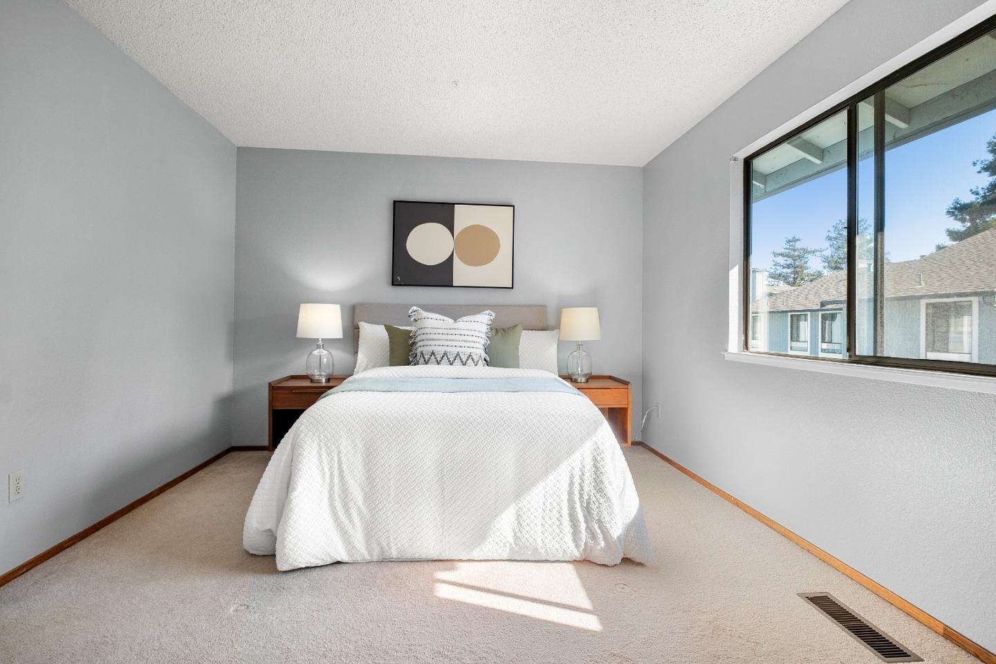 Detail Gallery Image 19 of 43 For 36841 Newark Blvd #B,  Newark,  CA 94560 - 3 Beds | 2/1 Baths