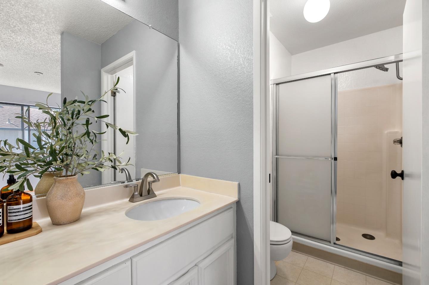 Detail Gallery Image 24 of 43 For 36841 Newark Blvd #B,  Newark,  CA 94560 - 3 Beds | 2/1 Baths