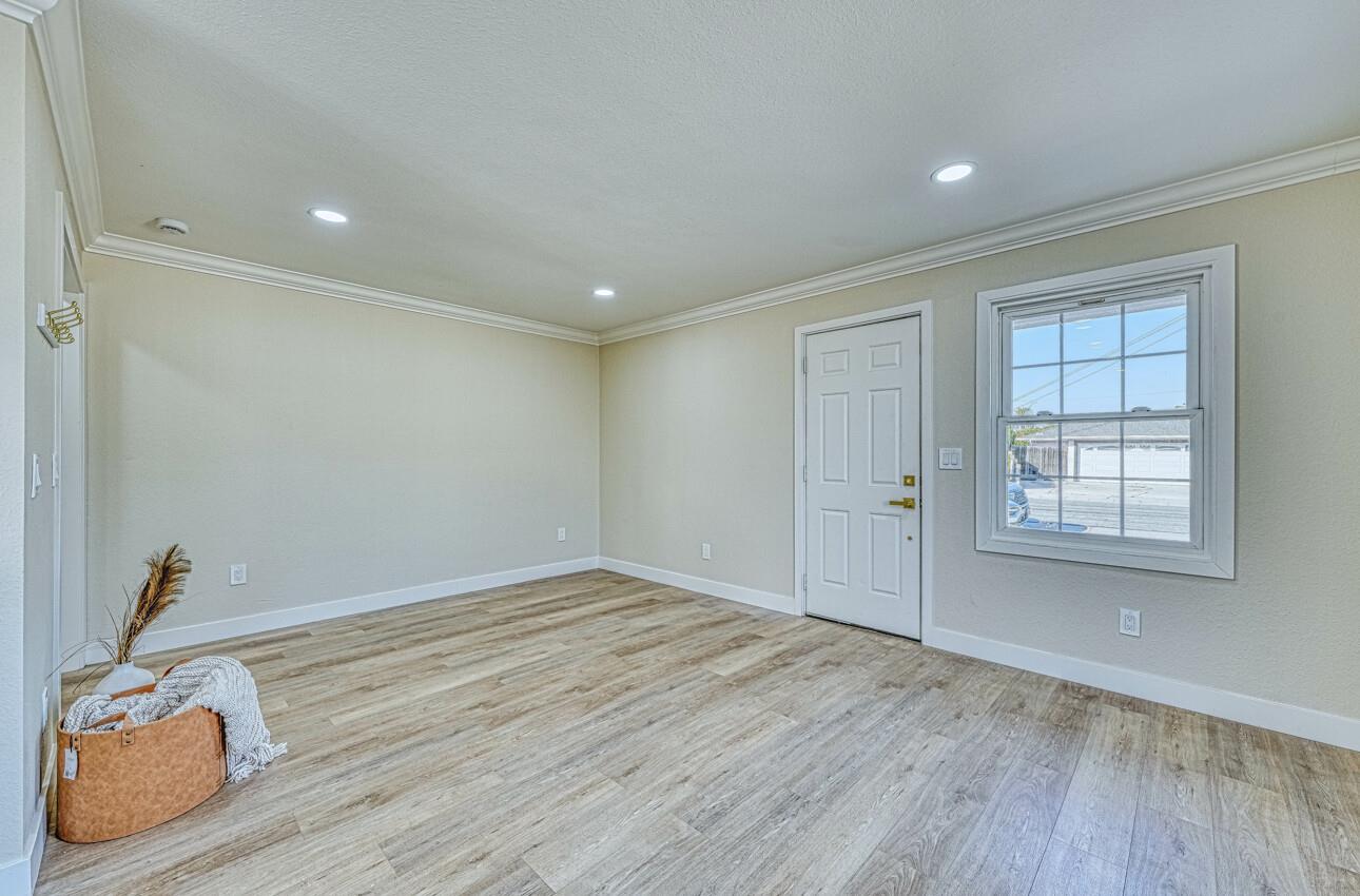 Detail Gallery Image 7 of 28 For 130 Paloma Ave, Salinas,  CA 93905 - 2 Beds | 0 Baths