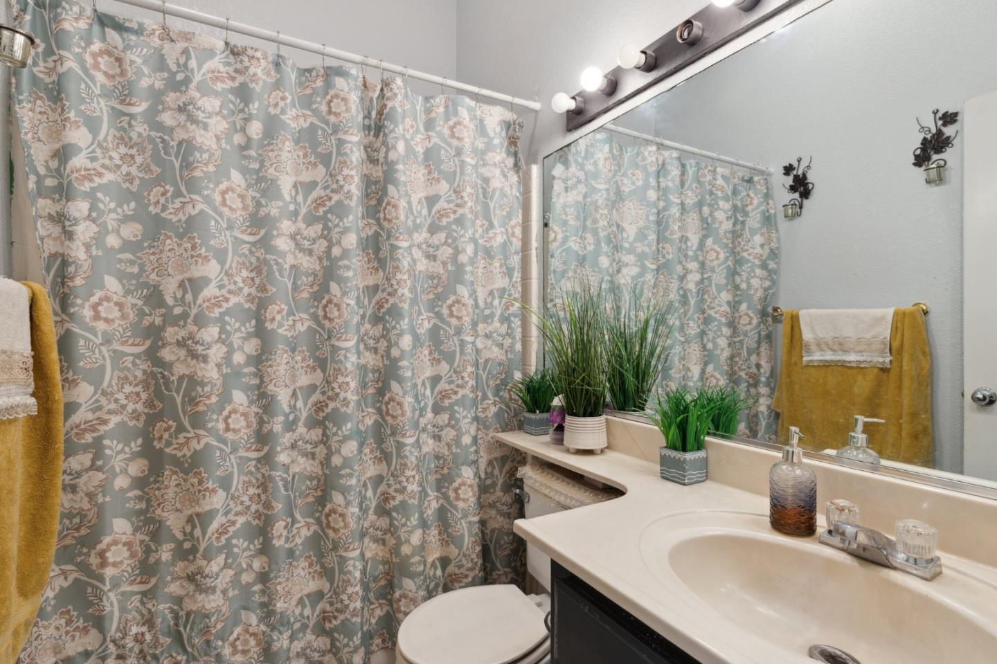 Detail Gallery Image 16 of 23 For 2880 Elm St, Livingston,  CA 95334 - 3 Beds | 2 Baths