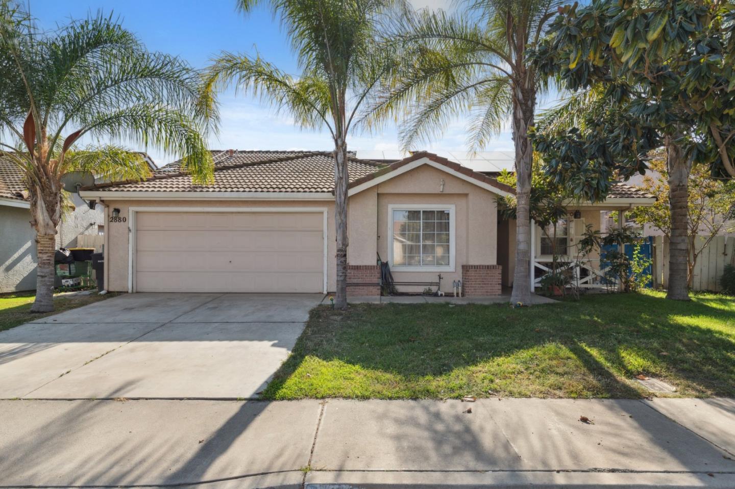 2880 Elm St, Livingston, CA 95334 photo 3