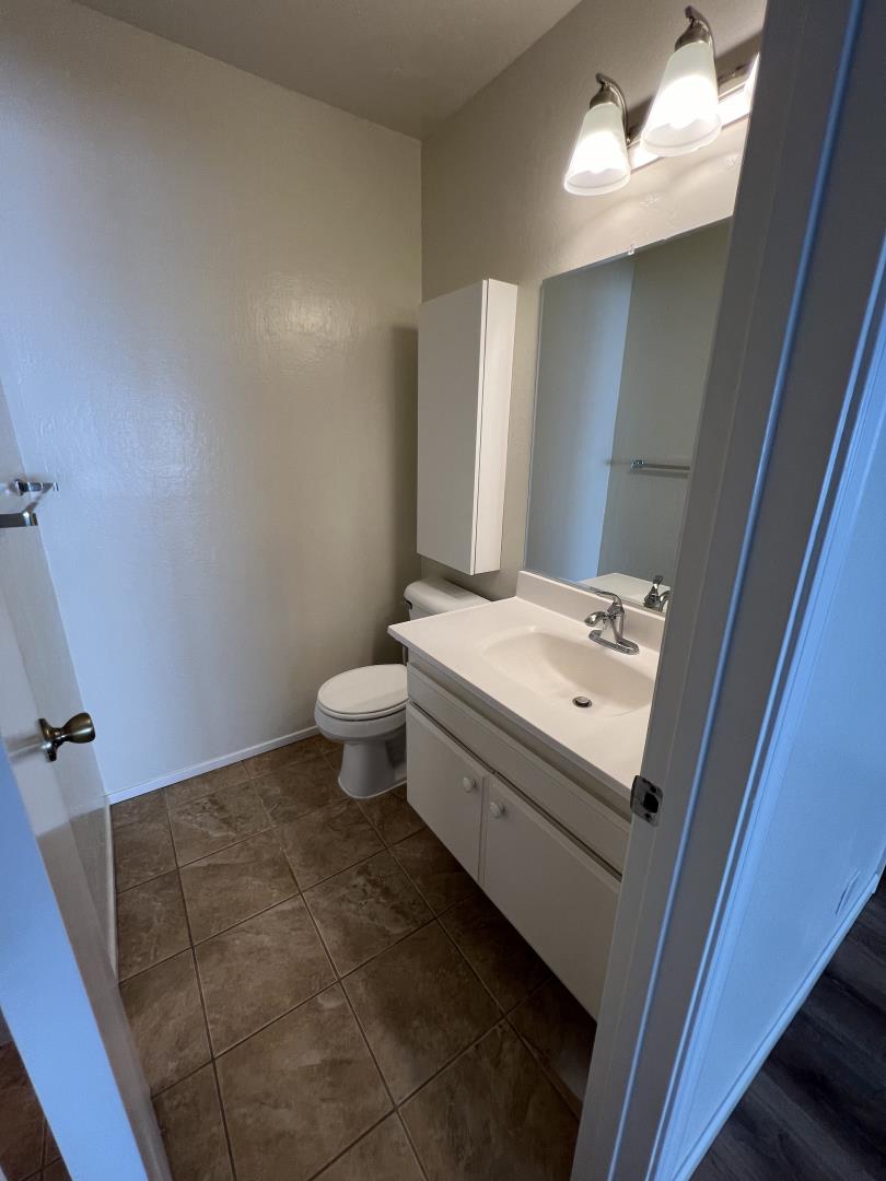 Detail Gallery Image 13 of 18 For 4759 Corte De Avellano, San Jose,  CA 95136 - 2 Beds | 1/1 Baths